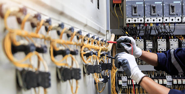 Professional Electrician technician working in Franklin, GA